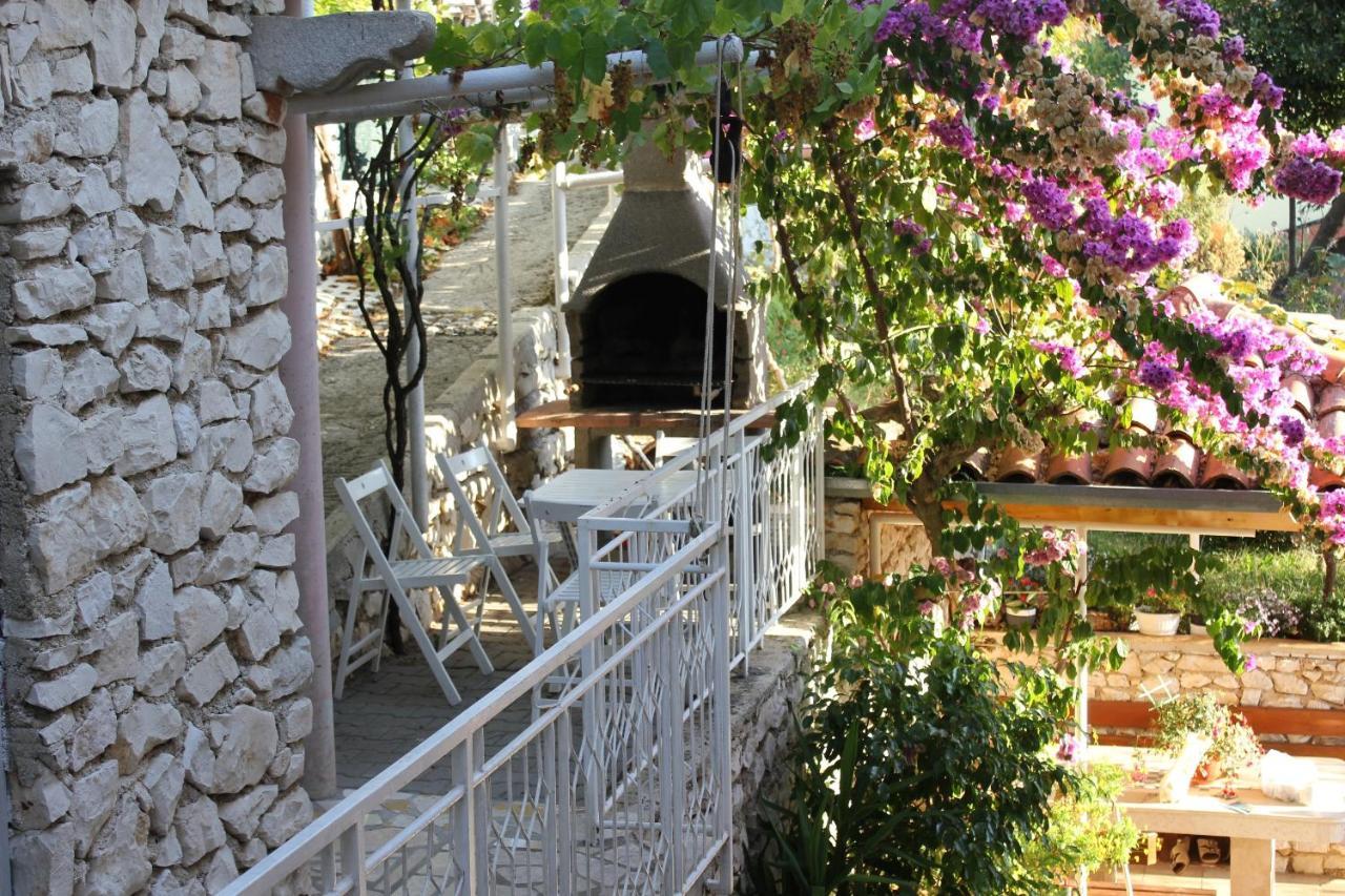 Apartments With A Parking Space Rabac, Labin - 7410 Exteriör bild