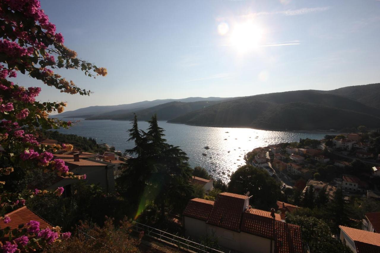 Apartments With A Parking Space Rabac, Labin - 7410 Exteriör bild